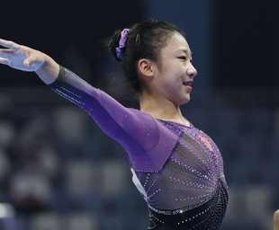 波兰主帅：要帮扎莱夫斯基找回状态；我觉得莱万还没决定未来