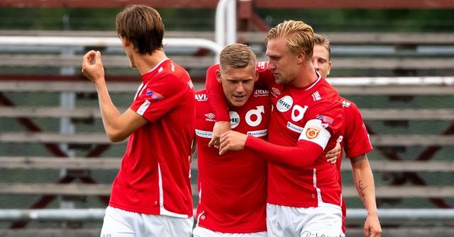 的直接对抗 的直接对抗