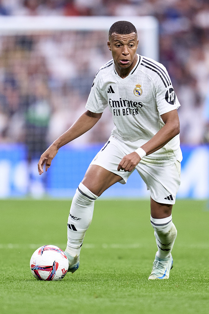 先手落了半
